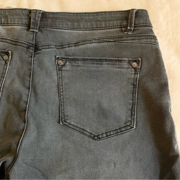 WIT & WISDOM 'Ab'Solution Roll Cuff Denim Shorts in Black Size 14 - Picture 10 of 15